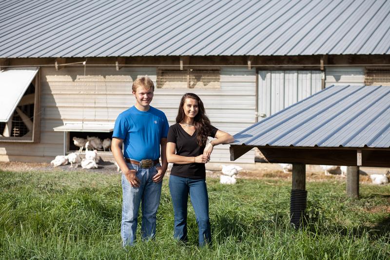 Peyton And Ally Farmer Focus 